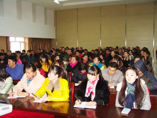 內(nèi)強(qiáng)個人素質(zhì)，外塑企業(yè)形象