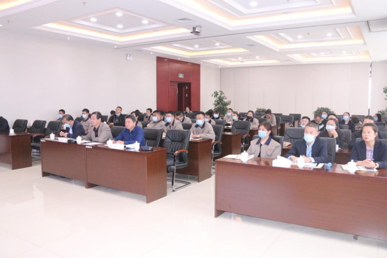 重學習、強隊伍、促發(fā)展――朝物開投公司舉辦網絡貨運知識培訓講座