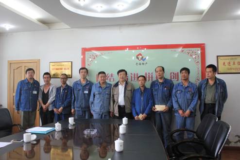 青海物產(chǎn)集團黨委開展慶祝建黨95周年，走訪慰問